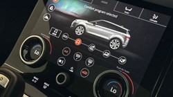 2020 (70) LAND ROVER RANGE ROVER EVOQUE 2.0 D180 First Edition 5dr Auto 5453811