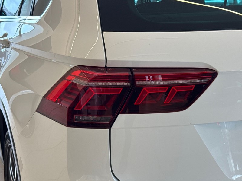 2021 (21) VOLKSWAGEN TIGUAN 1.5 TSI 150 Elegance 5dr DSG 5469296