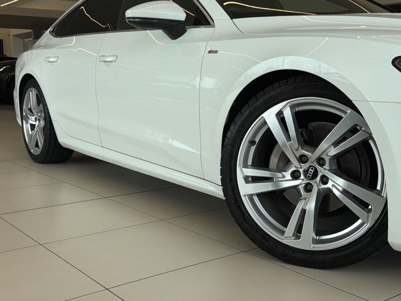 2021 (21) AUDI A7 40 TDI S Line 5dr S Tronic 5443871