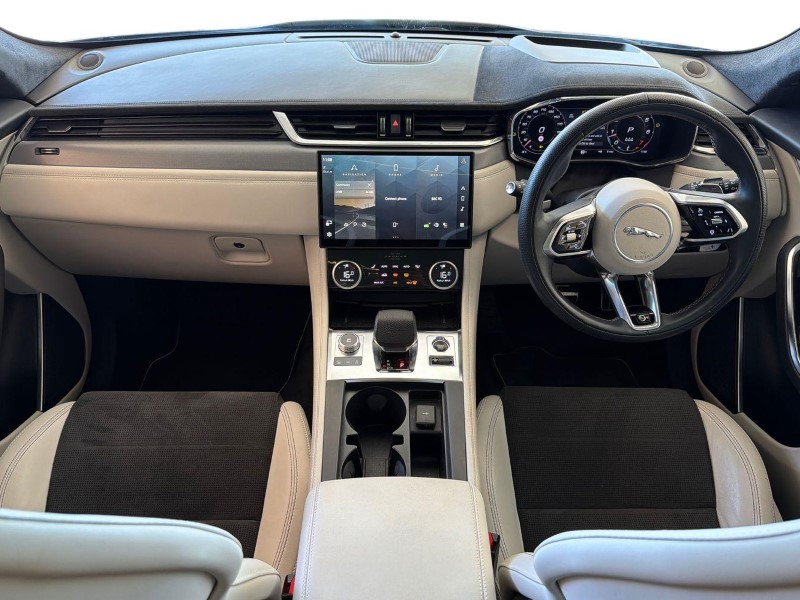 2023 (23) JAGUAR F-PACE 5.0 V8 550 SVR 5dr Auto AWD [Panoramic roof] 5439809