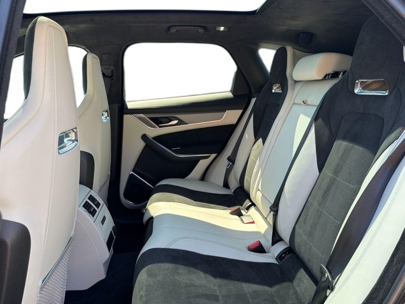 2023 (23) JAGUAR F-PACE 5.0 V8 550 SVR 5dr Auto AWD [Panoramic roof] 5439804