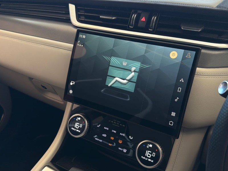 2023 (23) JAGUAR F-PACE 5.0 V8 550 SVR 5dr Auto AWD [Panoramic roof] 5439832