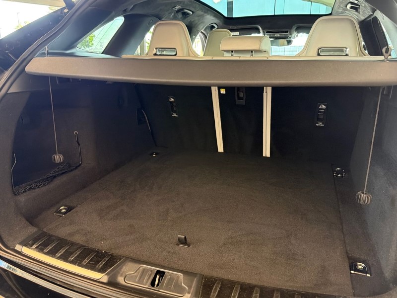 2023 (23) JAGUAR F-PACE 5.0 V8 550 SVR 5dr Auto AWD [Panoramic roof] 5439838