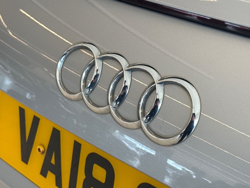 2018 (18) AUDI TT 2.0 TDI Quattro Black Edition 2dr S Tronic 5464267