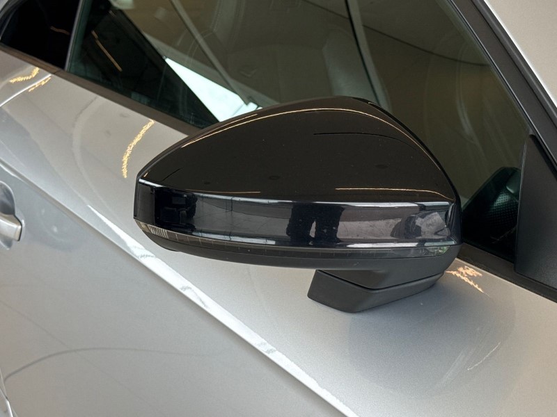 2018 (18) AUDI TT 2.0 TDI Quattro Black Edition 2dr S Tronic 5464272