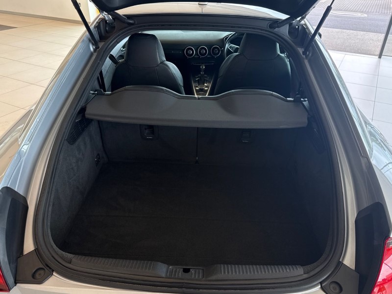 2018 (18) AUDI TT 2.0 TDI Quattro Black Edition 2dr S Tronic 5464236