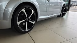 2018 (18) AUDI TT 2.0 TDI Quattro Black Edition 2dr S Tronic 5464270