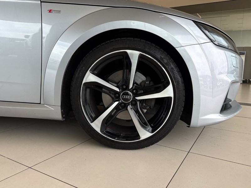 2018 (18) AUDI TT 2.0 TDI Quattro Black Edition 2dr S Tronic 5464234