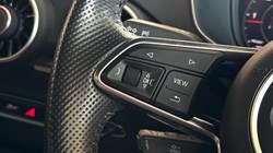 2018 (18) AUDI TT 2.0 TDI Quattro Black Edition 2dr S Tronic 5464253