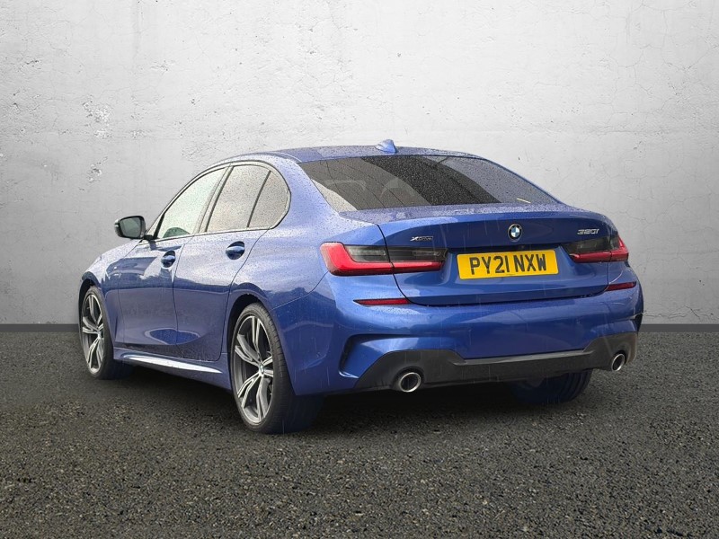 2021 (21) BMW 3 SERIES 320i xDrive M Sport 4dr Step Auto 5498785