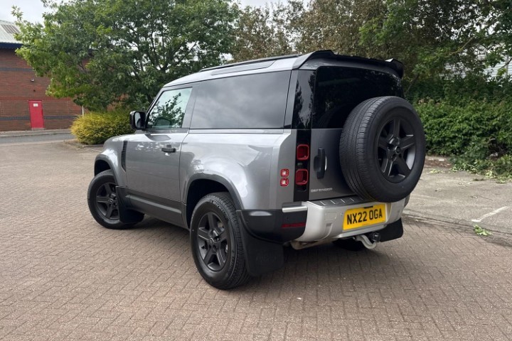 2022 (22) LAND ROVER COMMERCIAL DEFENDER 3.0 D250 Hard Top Auto 5607704