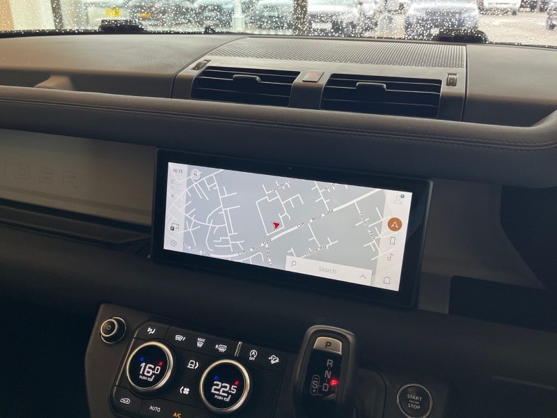 2022 (72) LAND ROVER DEFENDER 3.0 D250 X-Dynamic S 110 5dr Auto 5457341