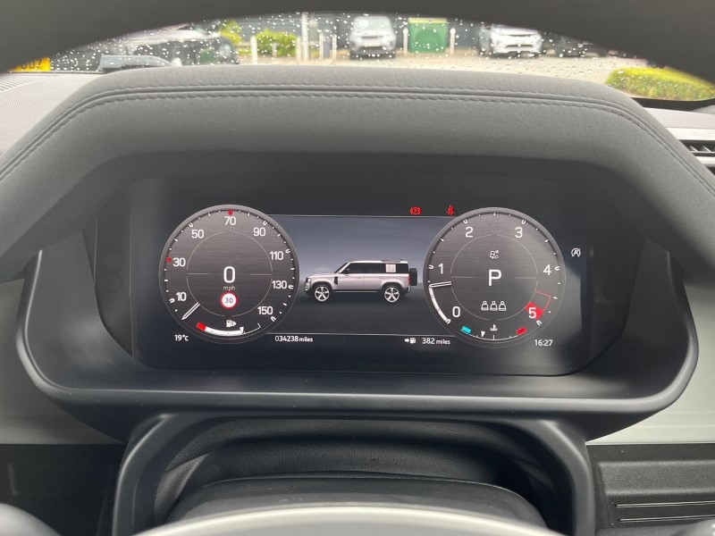 2022 (72) LAND ROVER DEFENDER 3.0 D250 X-Dynamic S 110 5dr Auto 5457327