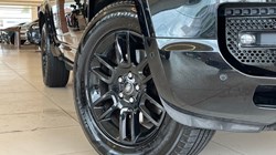 2022 (72) LAND ROVER DEFENDER 3.0 D250 X-Dynamic S 110 5dr Auto 5457356