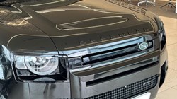 2022 (72) LAND ROVER DEFENDER 3.0 D250 X-Dynamic S 110 5dr Auto 5457355