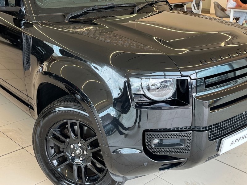 2022 (72) LAND ROVER DEFENDER 3.0 D250 X-Dynamic S 110 5dr Auto 5457328