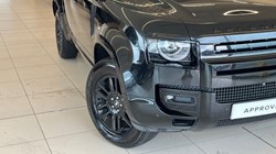 2022 (72) LAND ROVER DEFENDER 3.0 D250 X-Dynamic S 110 5dr Auto 5457354