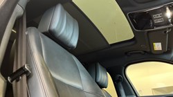 2023 (73) LAND ROVER RANGE ROVER VELAR 2.0 D200 MHEV Dynamic HSE 5dr Auto 5457937