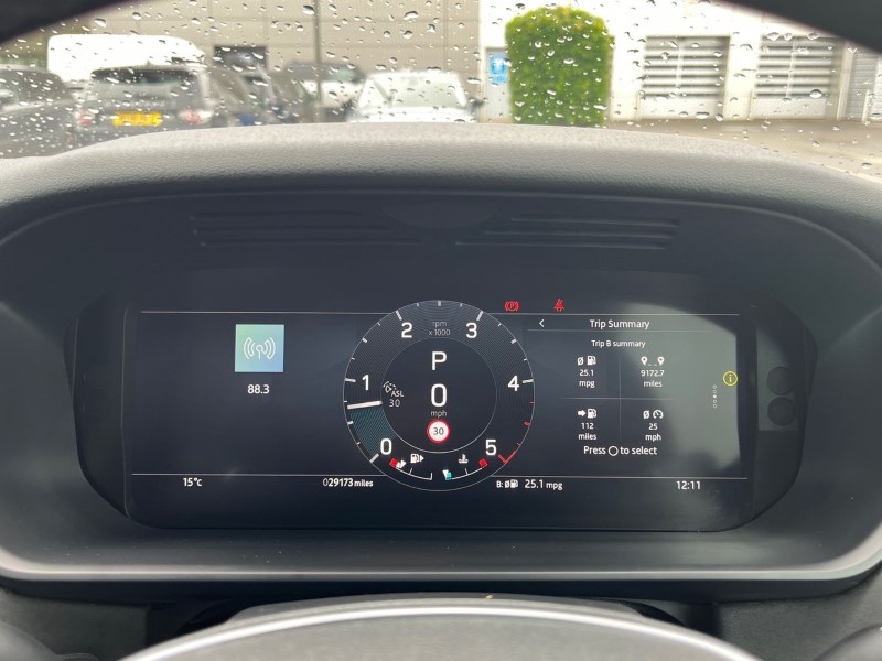 2023 (23) LAND ROVER DISCOVERY 3.0 D300 S 5dr Auto 5469758