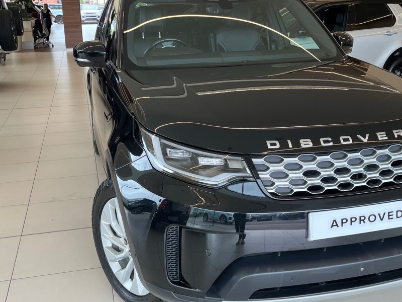 2023 (23) LAND ROVER DISCOVERY 3.0 D300 S 5dr Auto 5455278