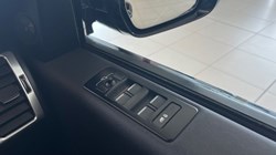2023 (23) LAND ROVER DISCOVERY 3.0 D300 S 5dr Auto 5455284