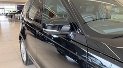2023 (23) LAND ROVER DISCOVERY 3.0 D300 S 5dr Auto 5455312