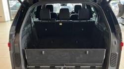 2023 (23) LAND ROVER DISCOVERY 3.0 D300 S 5dr Auto 5455271
