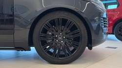 2021 (21) LAND ROVER RANGE ROVER 3.0 D300 Westminster Black 4dr Auto 5511802