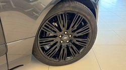 2021 (21) LAND ROVER RANGE ROVER 3.0 D300 Westminster Black 4dr Auto 5511845