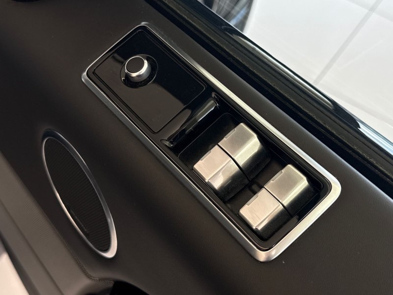 2021 (70) LAND ROVER RANGE ROVER SPORT 3.0 D300 HSE Dynamic Black 5dr Auto 5453529