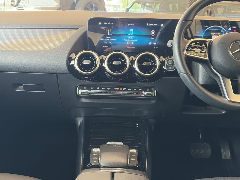 2023 (23) MERCEDES-BENZ GLA 200 Sport Executive 5dr Auto 5468711
