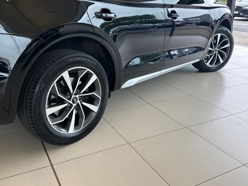 2022 (22) AUDI Q5 40 TDI Quattro S Line 5dr S Tronic 5448667