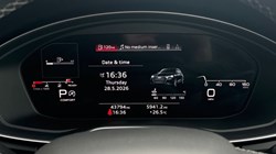 2022 (22) AUDI Q5 40 TDI Quattro S Line 5dr S Tronic 5448639