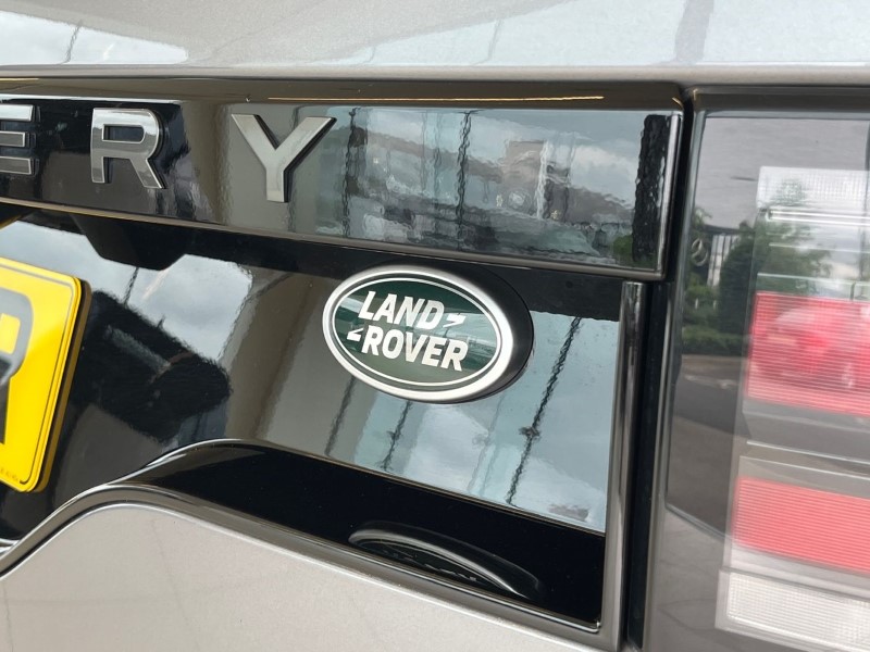 2023 (23) LAND ROVER DISCOVERY 3.0 D300 R-Dynamic HSE 5dr Auto 5460374