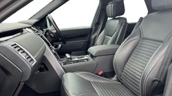 2023 (23) LAND ROVER DISCOVERY 3.0 D300 R-Dynamic HSE 5dr Auto 5460329