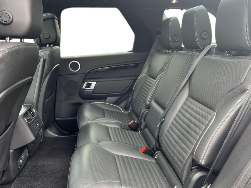2023 (23) LAND ROVER DISCOVERY 3.0 D300 R-Dynamic HSE 5dr Auto 5460330
