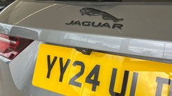 2024 (24) JAGUAR F-PACE 2.0 D200 R-Dynamic HSE Black 5dr Auto AWD 5459417