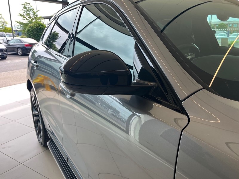 2024 (24) JAGUAR F-PACE 2.0 D200 R-Dynamic HSE Black 5dr Auto AWD 5459426