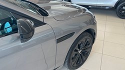 2024 (24) JAGUAR F-PACE 2.0 D200 R-Dynamic HSE Black 5dr Auto AWD 5459394