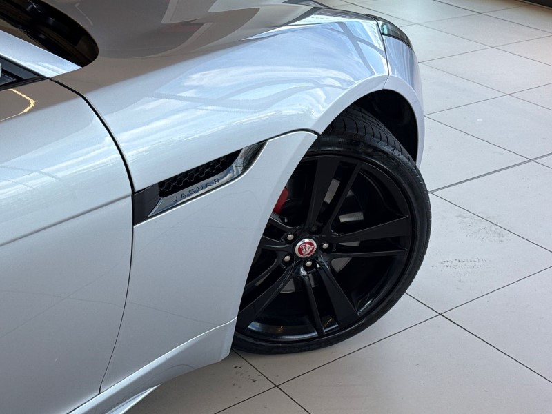 2017 (17) JAGUAR F-TYPE 3.0 Supercharged V6 2dr Auto 5453449