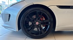 2017 (17) JAGUAR F-TYPE 3.0 Supercharged V6 2dr Auto 5453412