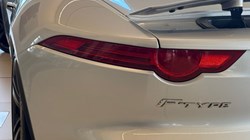 2017 (17) JAGUAR F-TYPE 3.0 Supercharged V6 2dr Auto 5453423