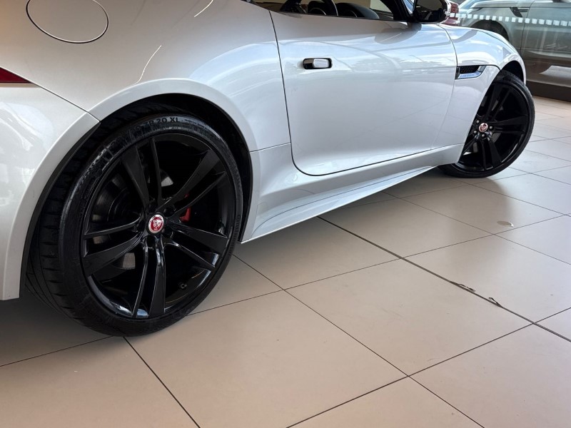 2017 (17) JAGUAR F-TYPE 3.0 Supercharged V6 2dr Auto 5453448