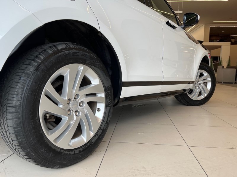 2020 (70) LAND ROVER RANGE ROVER EVOQUE 2.0 D150 R-Dynamic S 5dr Auto 5456054