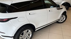 2020 (70) LAND ROVER RANGE ROVER EVOQUE 2.0 D150 R-Dynamic S 5dr Auto 5456057