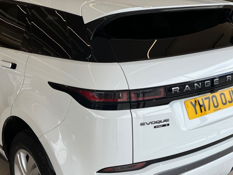 2020 (70) LAND ROVER RANGE ROVER EVOQUE 2.0 D150 R-Dynamic S 5dr Auto 5456053