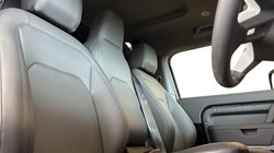 2025 (75) LAND ROVER COMMERCIAL DEFENDER 3.0 D250 Hard Top X-Dynamic SE Auto 5448399