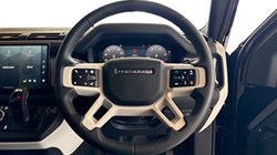 2025 (75) LAND ROVER COMMERCIAL DEFENDER 3.0 D250 Hard Top X-Dynamic SE Auto 5448390