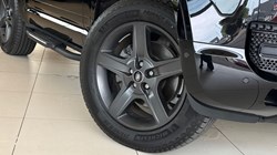 2025 (75) LAND ROVER COMMERCIAL DEFENDER 3.0 D250 Hard Top X-Dynamic SE Auto 5448415