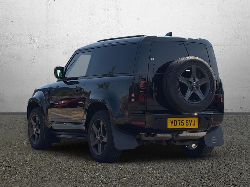 2025 (75) LAND ROVER COMMERCIAL DEFENDER 3.0 D250 Hard Top X-Dynamic SE Auto